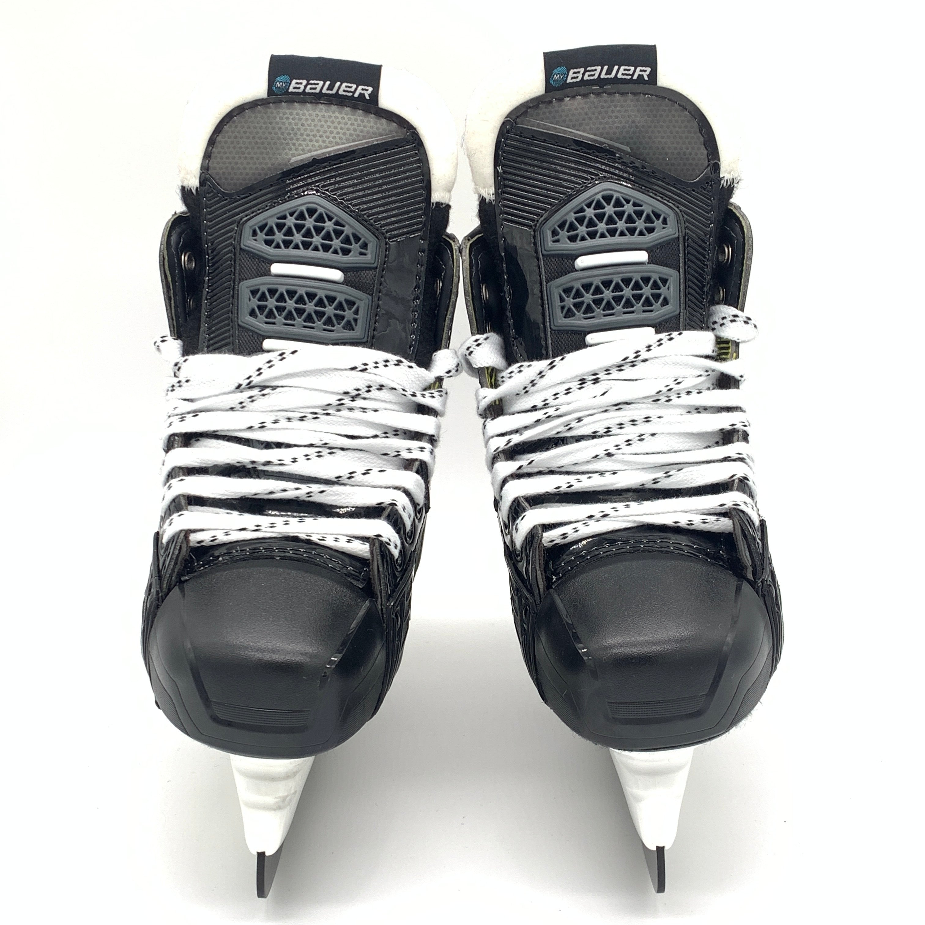 Bauer Supreme 2S Pro - Pro Stock Hockey Skates - Size 4.5E/5E